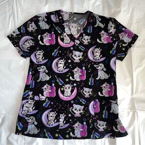 Woman’s Scrub Top M